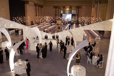The Joffrey Ballet's 2010 spring gala had a modern look, with abstract fabric sculptures that hovered over the cocktail tables and formed a barrier between the reception area and dinner tables.