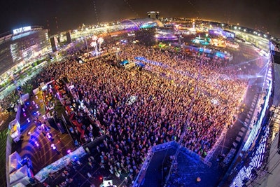 AG-Electric Daisy Carnival, New York (rukes.com)