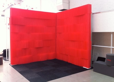 Adjustable paper wall