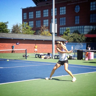 Evian spokesperson Maria Sharapova hit the practice courts on August 30, and the Instawalk made time for the Instagrammers to stop by and snap a photo.