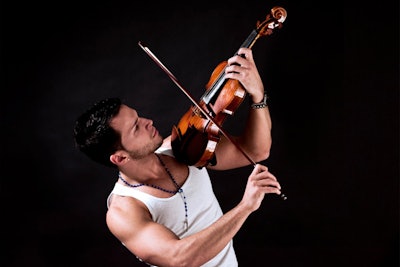 Svet the Hip-Hop Violinist