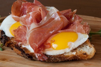Torrada jamón y huevo