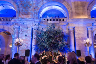 Three cover bands—Honey & Vinyl, Rhythm Collective, and The Hudson Project—performed songs by the likes of Lady Gaga and Beyoncé in front of a dramatic, 15-foot-tall tree by David Beahm Design.
