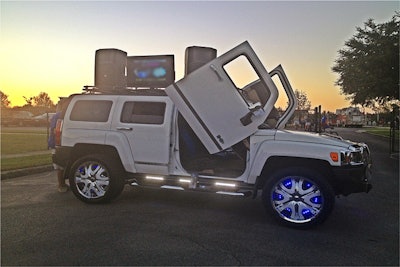 Hummer H3 Xtreme, DJ entertainment for food truck event