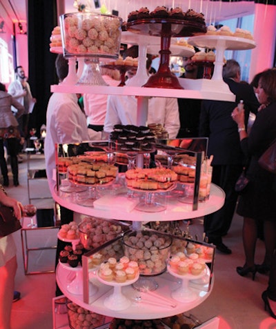 At Target’s “Shops at Target” launch in New York, Creative Edge Parties served desserts on tiered rolling carts.