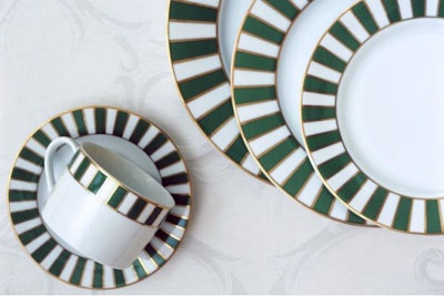 Martinique China, available in green, red, and black.