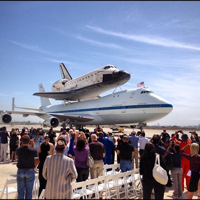 1. In September, the shuttle Endeavour landed at Los Angeles International Airport while a live band performed patriotic music.Click to Like, Comment, or Follow Us on Instagram