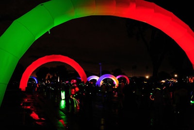 The course included a series of distinct lighting experiences staged by designers from Coachella and Dreamworks animators, along with other hand-picked artists. Spectacles included glowing arches that changed color in time to the music.