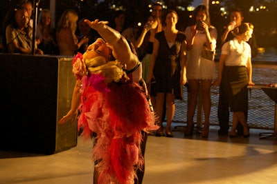 Burlesque cruise