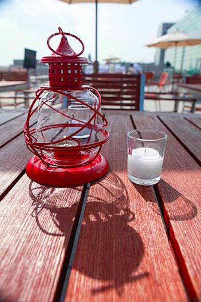 Centerpieces were placed on tables for rooftop guests at D.C.’s Newseum
