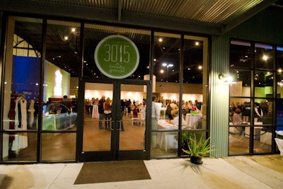 New entertainment and dining development Trinity Groves, set at the foot of the Margaret Hunt Hill Bridge on Dallas’s west side, unveiled a culinary event space, 3015 at Trinity Groves, in October. The facility is designed to host cooking classes, meetings, and Iron Chef-style teambuilding events, with a total capacity of 500.