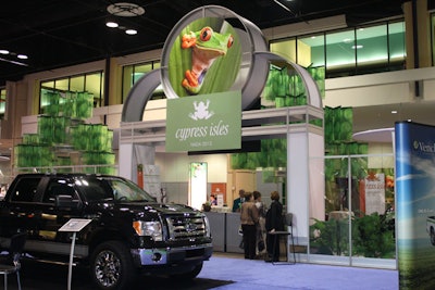 Each of the four Cypress Isles areas on the show floor had the same decor—a large tree frog and panels of green fabric hung in a chandelier configuration. The show's printed materials used the same frog logo in the descriptions of the lifestyle activities.