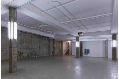 The main space of Skylight Modern is virtually column-free