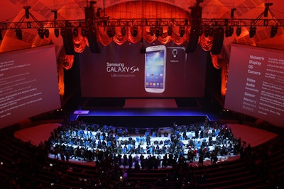 Following the presentation, the front of the theater was turned into a product display area with bars where press could try out the phone and speak with product specialists.
