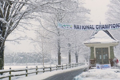 Here's the snowy greeting house of the Indian Trail Club in Franklin Lakes, New Jersey for the start of the National Tennis Platform Championships. The blizzard deterred neither players nor spectators. Paddle people are a hearty bunch.