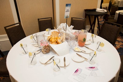 On the second day, guests sat down to a 'Napa-style picnic lunch.' Snack options included baskets of rolls, pitchers of pink lemonade, and Mason jars filled with cookies.