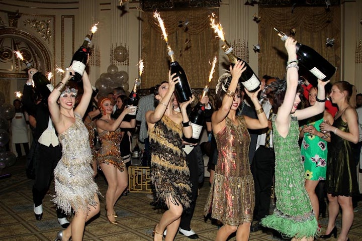 pic Great Gatsby Party Theme Ideas https www bizbash com catering design event design decor media gallery 13479690 13 ideas for a great gatsby theme party