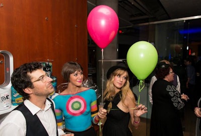 At the DX Intersection benefit for Toronto’s Design Exchange last November, organizers arranged a balloon-pop raffle. Models wearing body paint sold balloons for $20, $50, and $100. Each balloon had a number inside that corresponded to a prize.