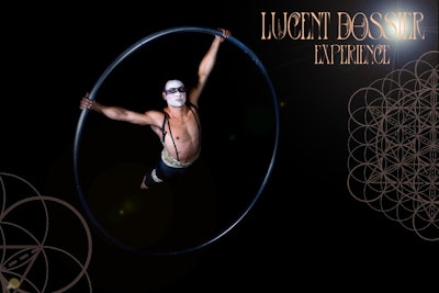 Lucent Specialtyacts Cyrwheel Text
