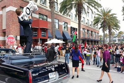 Comic-Con 2013: 'Saints Row IV' Stunt