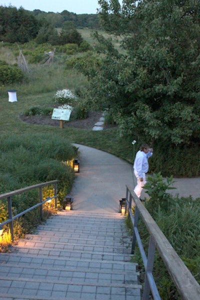 Last year the cocktails for the South Fork Natural History Museum event were held on the upper deck to look at the magnificent marshy, waterfow-y, nature-y greatness. The space wasn't part of the event this year, but I dragged my sorry ass up there anyway, I guess to send a message to event organizers: “Get the people back up here.”