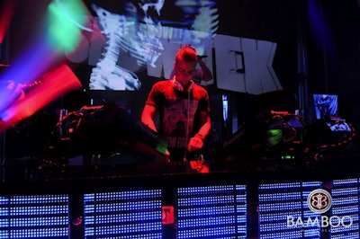 Showtek