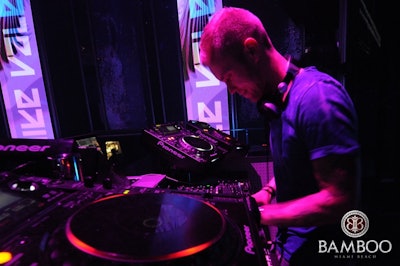Mike Vale at Bamboo