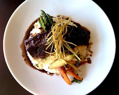 Niman ranch short ribs, Anson Mills grits, baby carrots