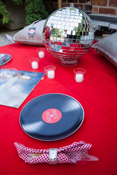 José Fernández of 17A Creative put together a 'Disco Picnic,' featuring melamine vinyl-record-inspired plates and a disco ball that opened up to reveal the picnic goodies.