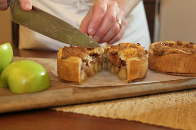 Apple-Pie-Making