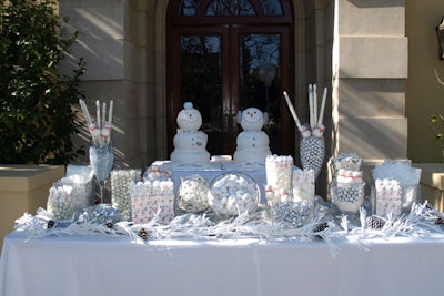 Sackler and Ratner's Social also produced a winter-wonderland-theme child's birthday party that created a snowy look and feel in Los Angeles. A custom-designed treat display offered sweets—and real snow allowed for sledding activities.