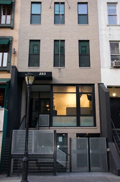 Frontofbuilding