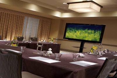 The space is perfect for intimate meetings and receptions.