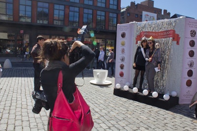 A six-sided structure had photo backdrops with themes related to truffle flavors that encouraged passersby to participate in the activation and post to social media. A glittery 'Tiara Miss-U Pageant' setup promoted the tiramisu truffle.