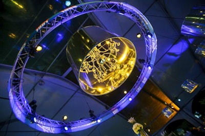 A chandelier in a drum shade contributed to the 'elevated Hollywood look' producer Matt Stoelt said organizers wanted.