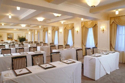 26 Le Trianon Classroom