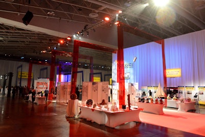 The organization's campaign for marriage equality received a viral publicity boost on Facebook when supporters used a red version of the Human Rights Campaign logo as their profile picture. At the dinner, the red logo was fashioned into suspended red archways that marked the reception entrance and silent auction displays. Further down the hall, the archways transitioned into the organization's traditional blue logo.