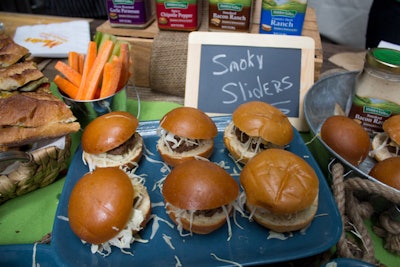 Hidden Valley's Soup'er Sandwich Presented by Martin's Famous Potato Rolls