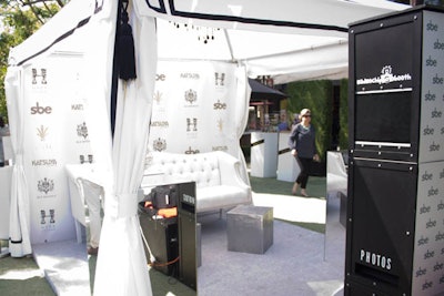 Photo booths help gain traffic to your booth or event