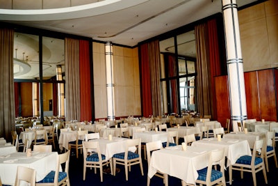 6. John F. Kennedy Center for the Performing Arts Roof Terrace Restaurant and Bar