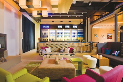 8. Aloft Chicago City Center