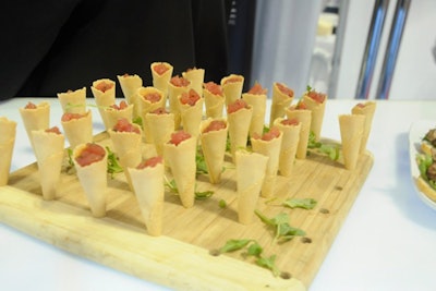 Slate offered BizBash IdeaFest attendees spicy tuna and salmon hors d'ouevres.
