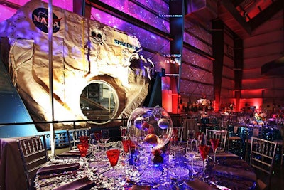 In March, guests at the California Science Center’s Discovery Ball dined under the wings of NASA’s retired Endeavour space shuttle. In keeping with the space exploration theme, illuminated tables were topped with celestial decor elements like mini solar systems in glass bowls.