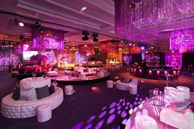 For The Oprah Winfrey Show’s wrap party, held in 2011 in Chicago, designer Colin Cowie used shades of purple, lavender, and lilac to transform the Four Season Hotel’s ballroom
