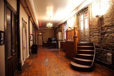 The 1871 Circa Lounge