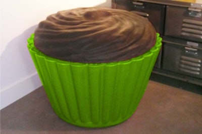 Cupcake Seat, available from Jellio Rentals
