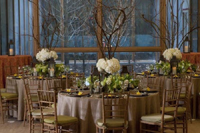 Lower level lobby dinner set-up