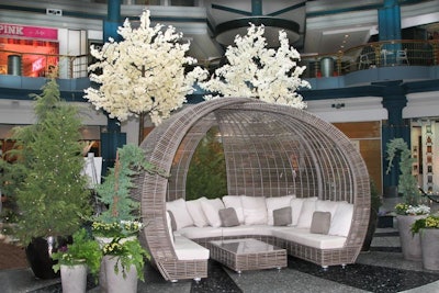 To build buzz for the Philadelphia Flower Show, the Pennsylvania Horticultural Society placed floral arrangements in unexpected locations, including at the Shops at Liberty Place in Center City. The campaign itself was launched with silk flower petal confetti at the Pennsylvania Academy of the Fine Arts.