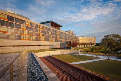 7. Streamsong Resort