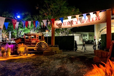 A Million Ways to Die in the West premiered in Westwood with a country fair-theme party filled with props such as a vintage 1920s stagecoach.